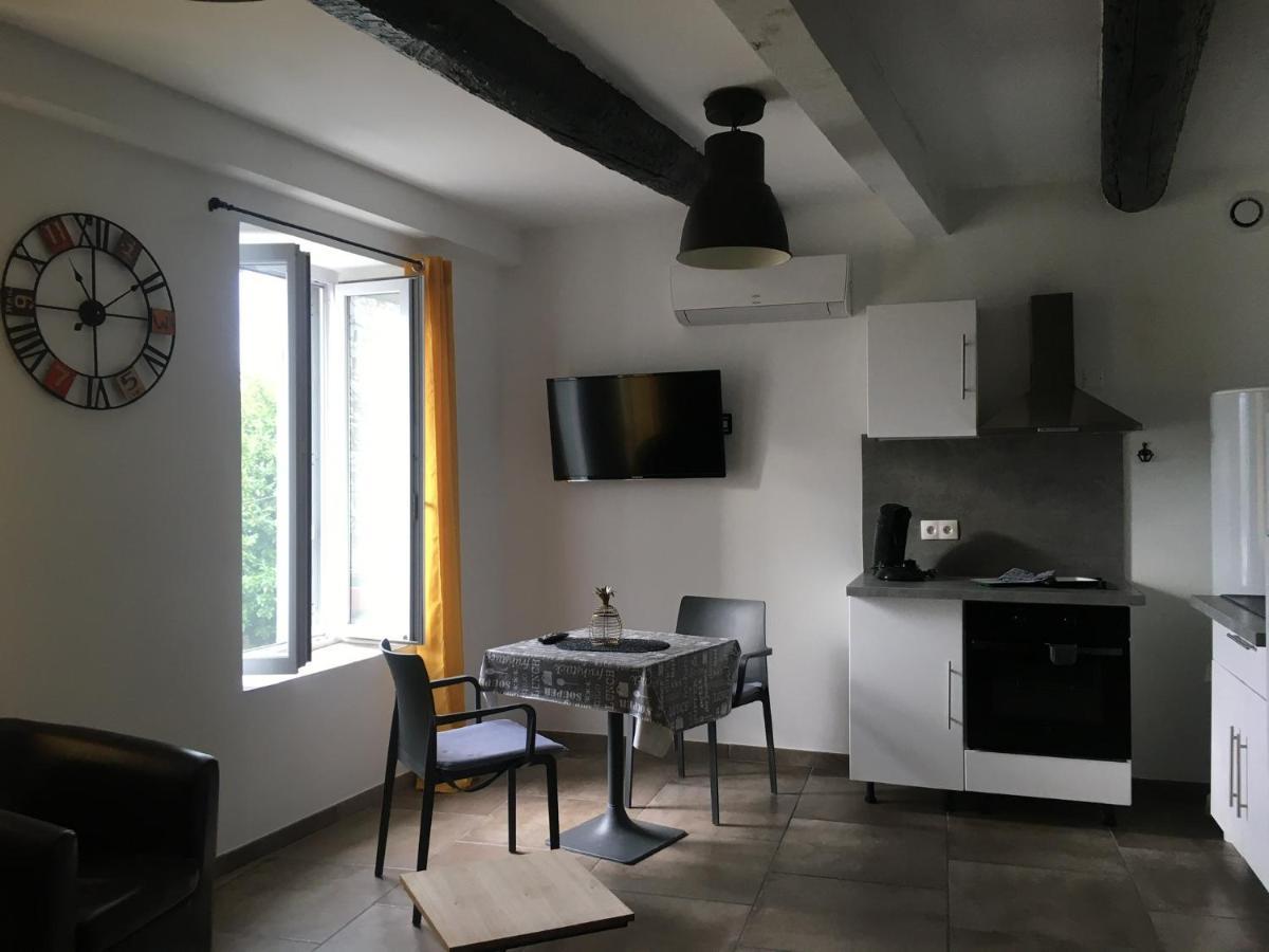Appartement La Pomme D'Or LʼIsle-sur-la-Sorgue Exterior foto